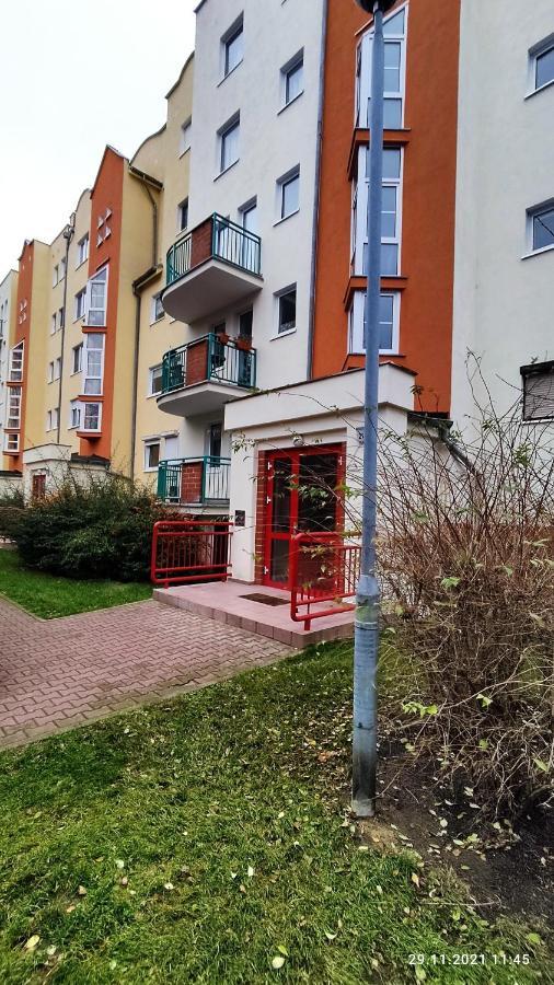 Apartamencik Super Познань Экстерьер фото